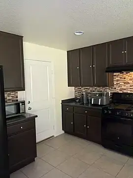 itislysslyss online show from March 2026 06:35:01 PM