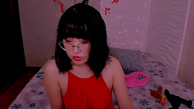 Snapshot of Akiko_Yun chatting on June 2026 12:43:01 AM Akiko Yun online show from June 2026 12:43:01 AM