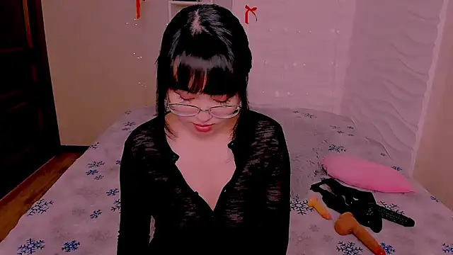 Snapshot of Akiko_Yun chatting on June 2026 12:54:01 AM Akiko Yun online show from June 2026 12:54:01 AM