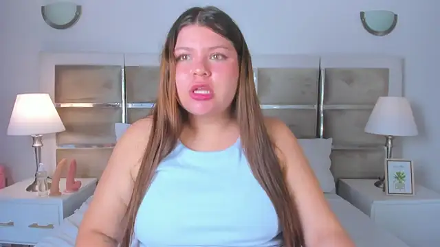 Snapshot of Amelie_Fabulous_ chatting on May 2026 08:05:02 PM Amelie Fabulous online show from May 2026 08:05:02 PM