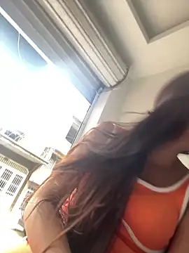 Jouemandannie online show from April 2026 07:14:01 PM