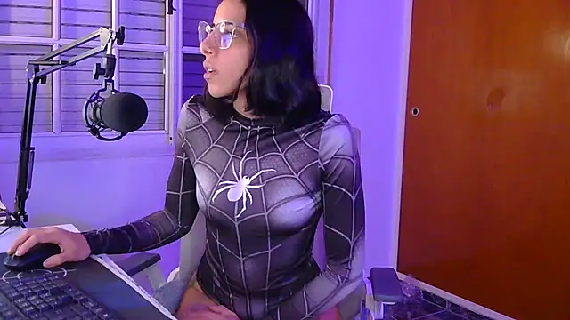 Poison Ivy 29 online show from April 2026 01:56:02 AM