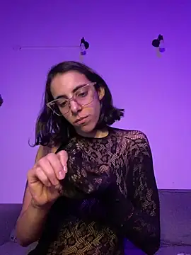 Poison Ivy 29 online show from April 2026 10:36:02 PM