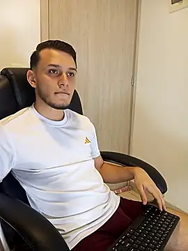 TommyYoung77 online show from March 2026 04:50:01 AM