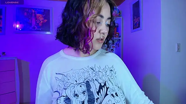 Nanachi uwu online show from April 2026 09:43:02 AM