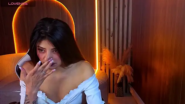 Lia queen tx online show from April 2026 03:09:01 AM