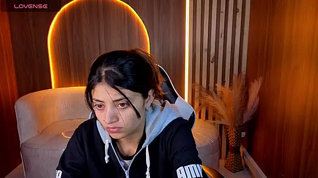 Lia queen tx online show from June 2026 03:07:02 AM