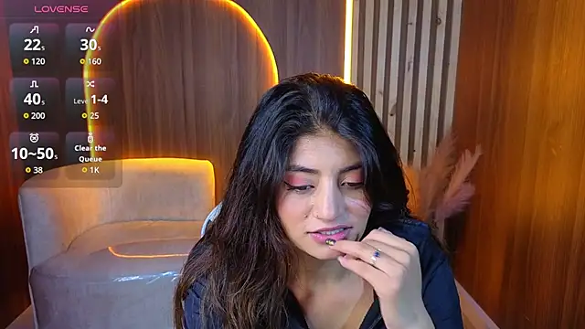 Lia queen tx online show from July 2026 03:17:02 AM