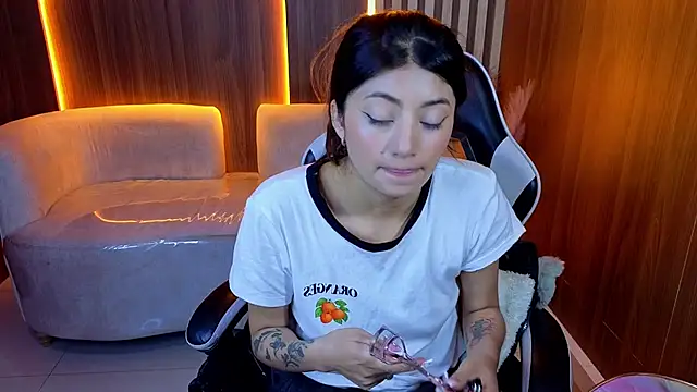 Lia queen tx online show from June 2026 03:08:02 AM