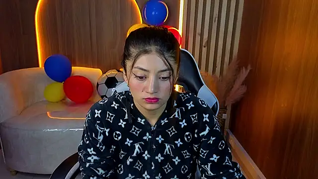 Lia queen tx online show from July 2026 03:24:02 AM