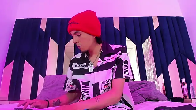 KikyoAndDrey online show from May 2026 04:10:01 PM