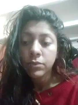 Melaniecurvy online show from April 2026 06:41:01 PM