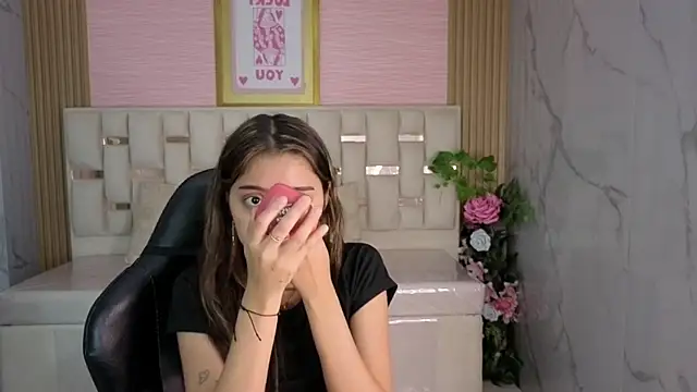 veronicaa s online show from May 2026 08:39:01 PM