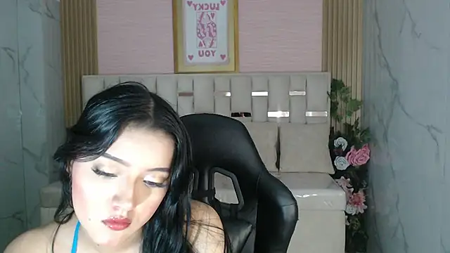 veronicaa s online show from March 2026 09:05:02 PM