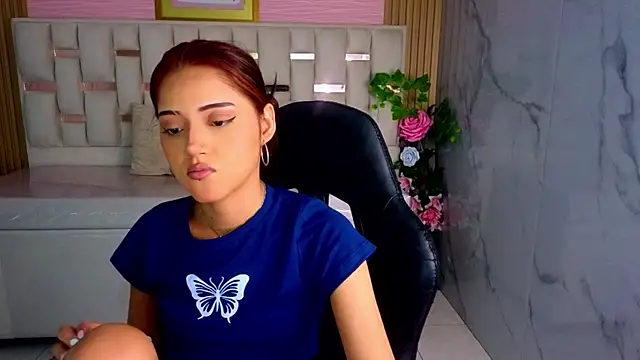 Snapshot of veronicaa_s chatting on July 2026 07:54:02 PM veronicaa s online show from July 2026 07:54:02 PM