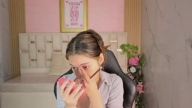 veronicaa s online show from June 2026 08:30:01 PM