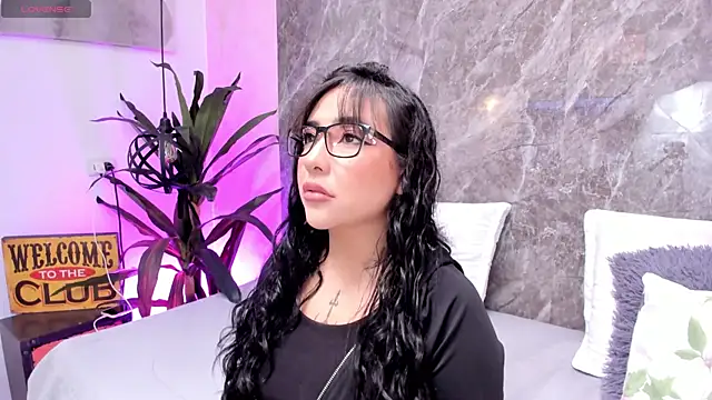 Megan Stein online show from April 2026 08:10:02 PM