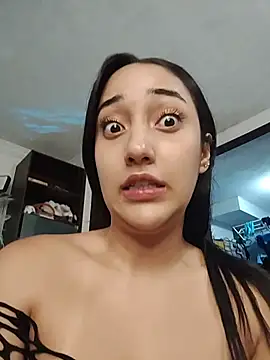 isabellaHill2 online show from April 2026 05:15:01 AM