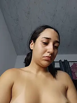 Snapshot of isabellaHill2 chatting on May 2026 05:25:02 AM isabellaHill2 online show from May 2026 05:25:02 AM