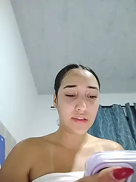 isabellaHill2 online show from March 2026 06:00:02 AM