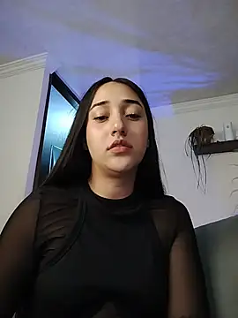 isabellaHill2 online show from April 2026 07:10:01 AM