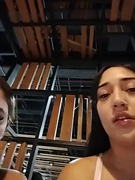 isabellaHill2 online show from July 2026 11:16:02 PM