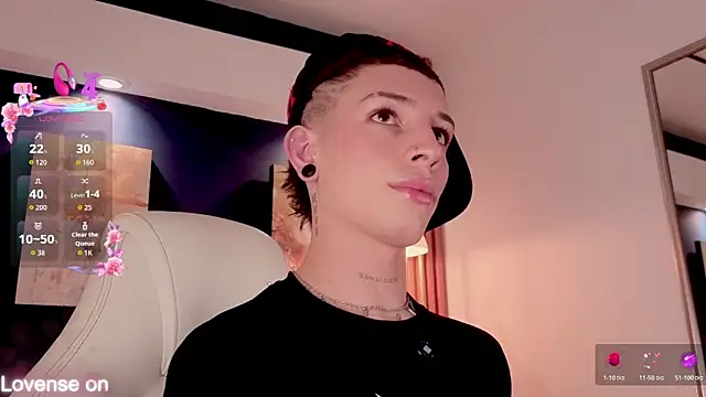 Luca Prince  online show from March 2026 03:30:02 AM