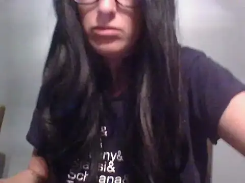 TheVictoriaWolf online show from April 2026 10:11:01 AM