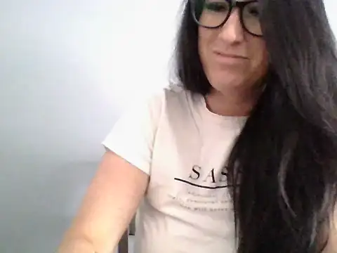 TheVictoriaWolf online show from April 2026 01:41:01 PM