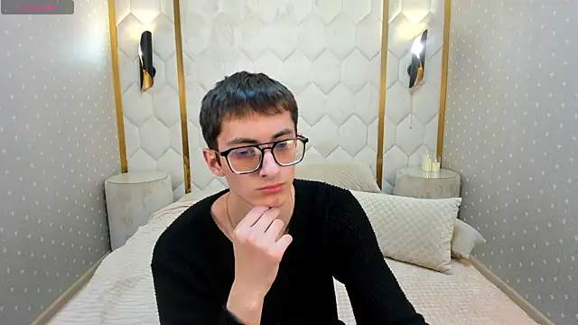 RonBevs online show from June 2026 08:21:02 PM