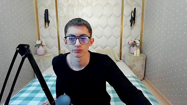 RonBevs online show from May 2026 08:13:01 PM