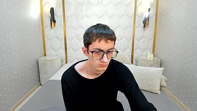 RonBevs online show from June 2026 08:17:01 PM