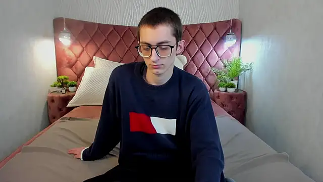 RonBevs online show from March 2026 07:58:01 PM