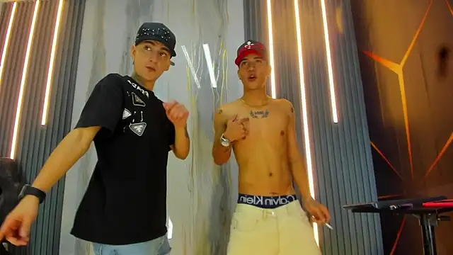 guys hard cock19 online show from March 2026 08:47:01 PM