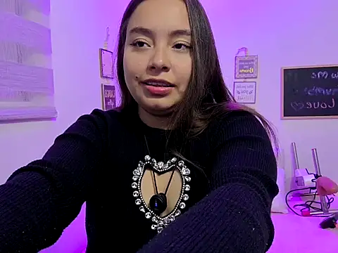 Snapshot of cherry_valeria chatting on May 2026 05:36:02 AM cherry valeria online show from May 2026 05:36:02 AM
