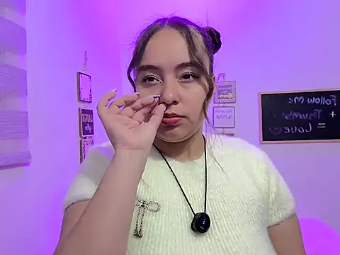 Snapshot of cherry_valeria chatting on May 2026 05:37:02 AM cherry valeria online show from May 2026 05:37:02 AM