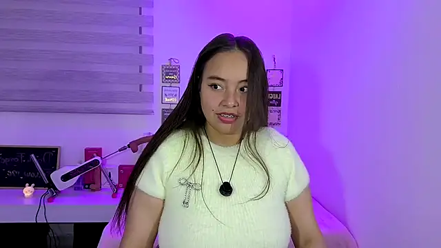 Snapshot of cherry_valeria chatting on June 2026 03:01:02 AM cherry valeria online show from June 2026 03:01:02 AM