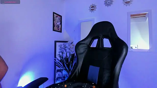 Dimitra hells online show from April 2026 09:45:02 PM