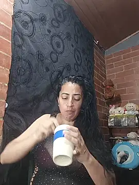 Alexandrina online show from April 2026 10:38:01 PM