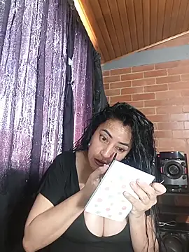 Alexandrina online show from November 2025 03:12:01 PM