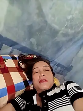 Lyly22x online show from March 2026 12:36:01 PM