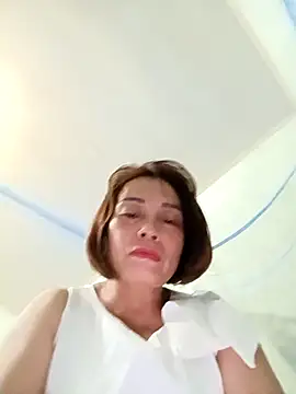 Lyly22x online show from March 2026 09:49:02 PM