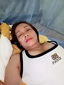 Lyly22x online show from April 2026 03:30:01 PM