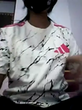 Tasty Cherry online show from April 2026 01:01:02 PM