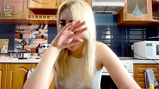 ivygenesis online show from May 2026 03:23:02 AM
