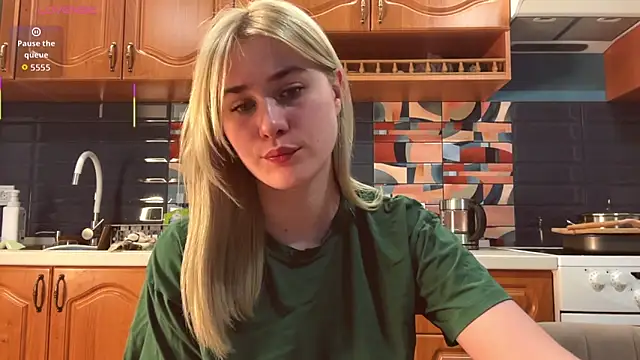 ivygenesis online show from March 2026 04:07:02 PM
