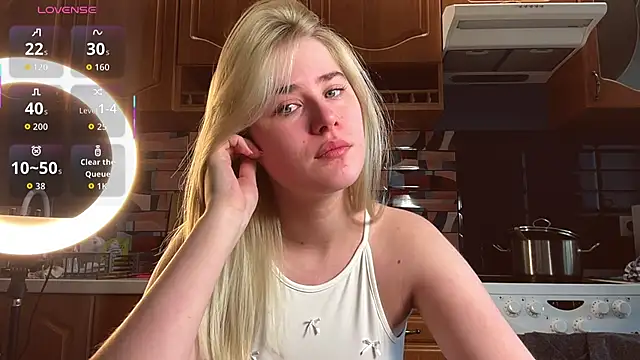 ivygenesis online show from March 2026 03:41:02 AM