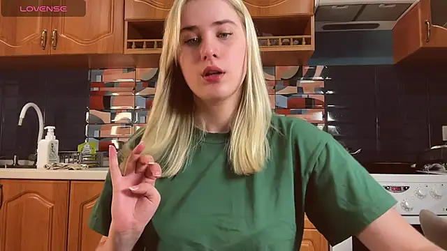 ivygenesis online show from March 2026 05:56:02 PM
