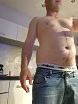 Snapshot of AgaiJa42 chatting on April 2026 12:01:02 AM AgaiJa42 online show from April 2026 12:01:02 AM