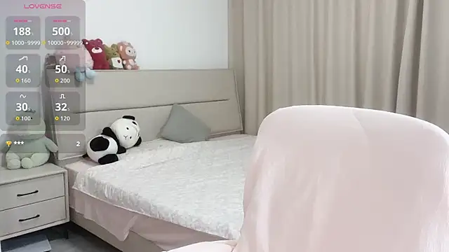 Sisi-000 online show from April 2026 11:28:02 AM